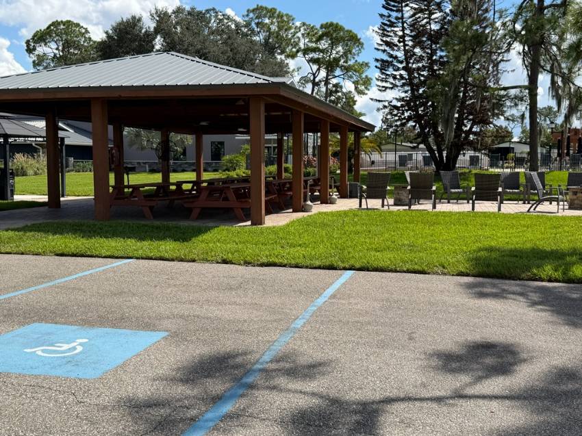 253 Dixie Circle a Haines City, FL Mobile or Manufactured Home for Sale